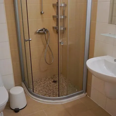 бийч - アパート