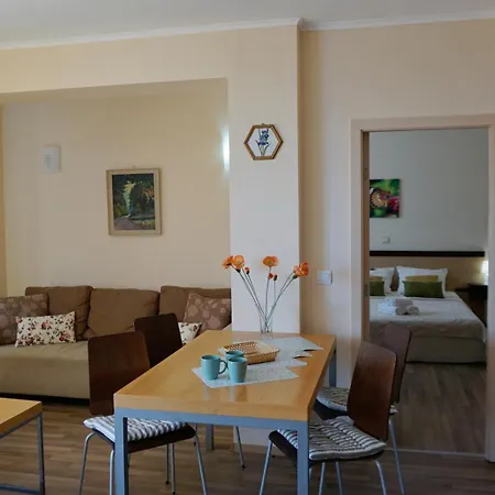 бийч - Apartament *